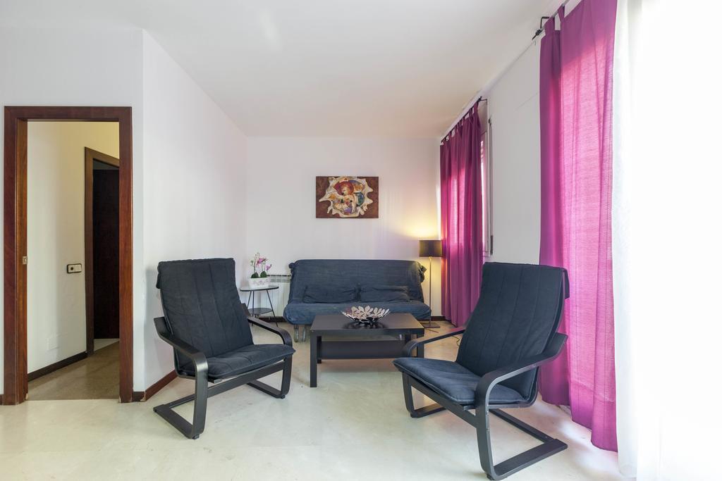 Apartment Sagrada Familia Барселона Номер фото