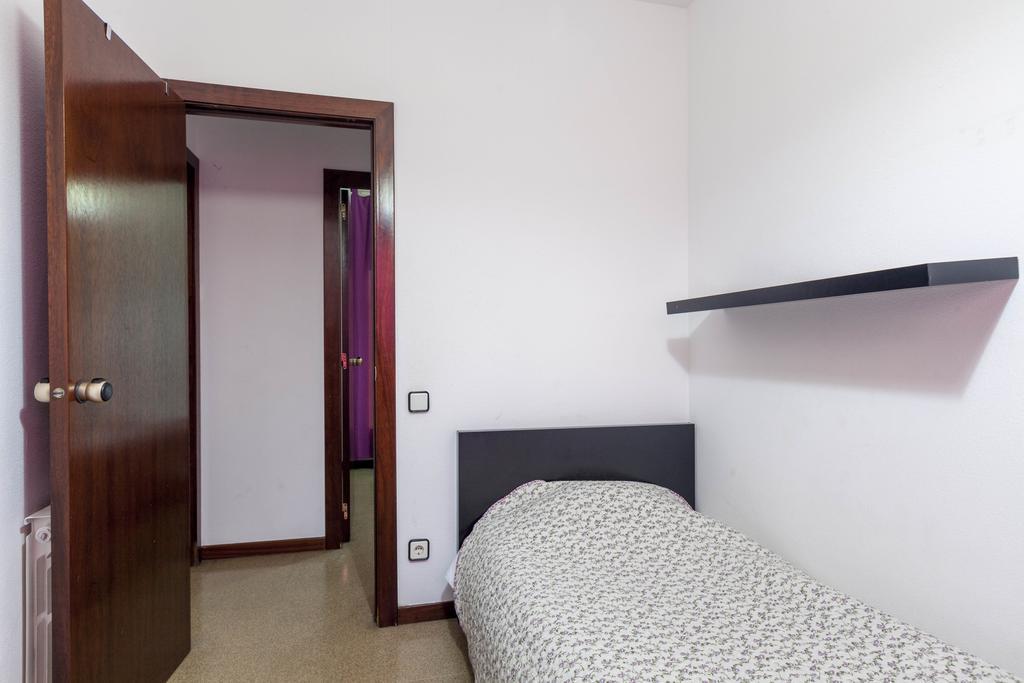 Apartment Sagrada Familia Барселона Номер фото