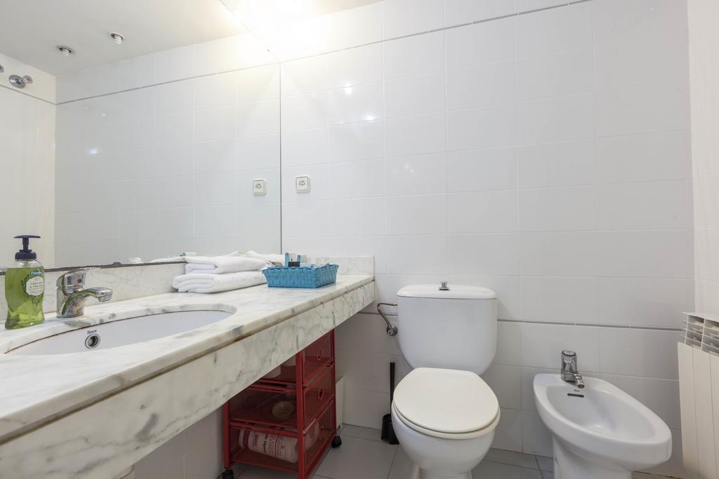 Apartment Sagrada Familia Барселона Номер фото