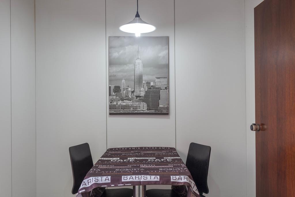 Apartment Sagrada Familia Барселона Номер фото